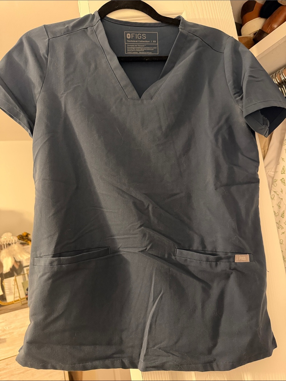 FIGS women’s V-Neck Scrub Top - Slate Blue